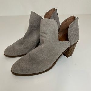 Lucky Brand taupe suede booties size 6.5